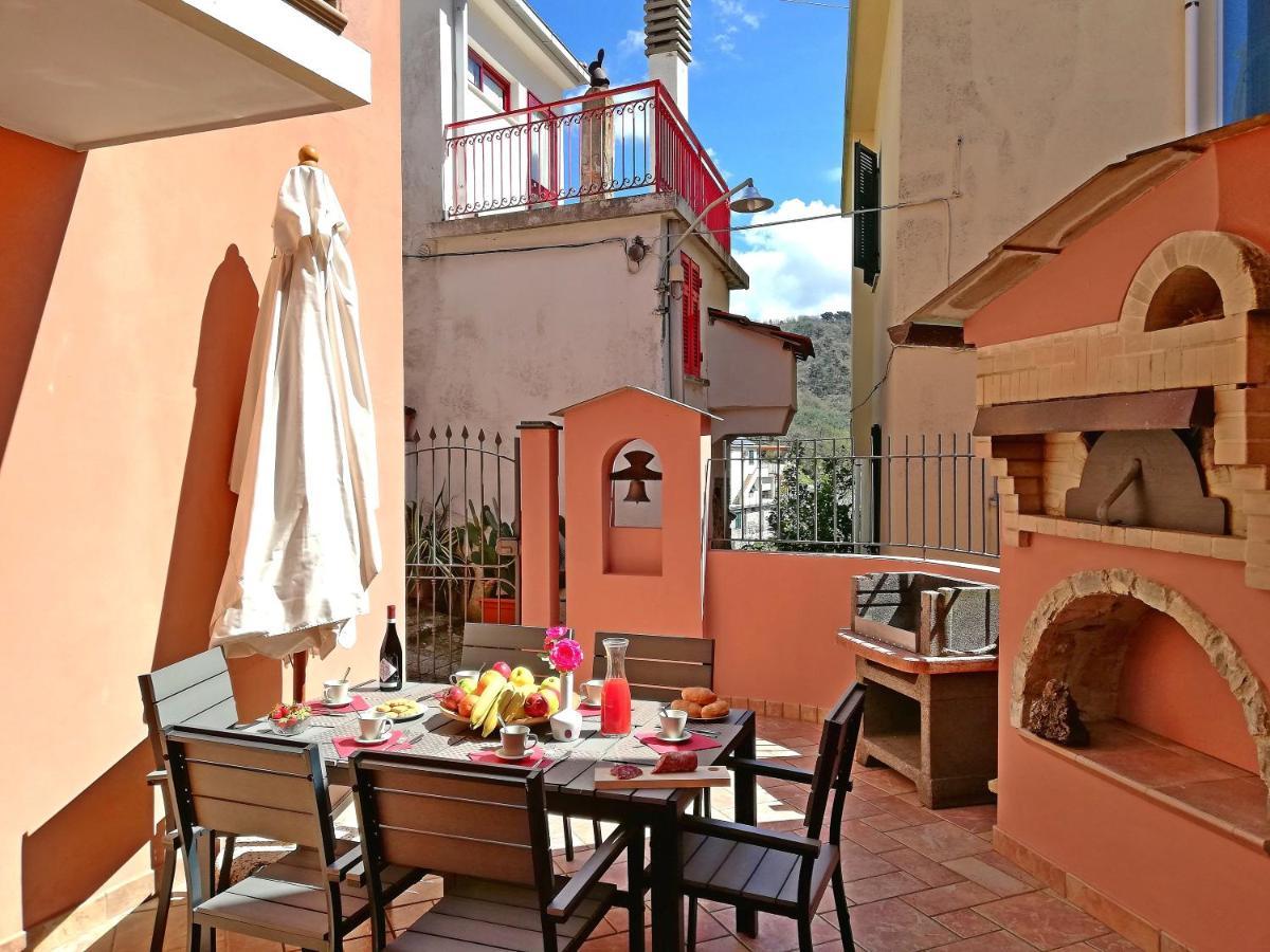 Case Vacanze Borgo Faraldi Villa Faraldi Exteriér fotografie